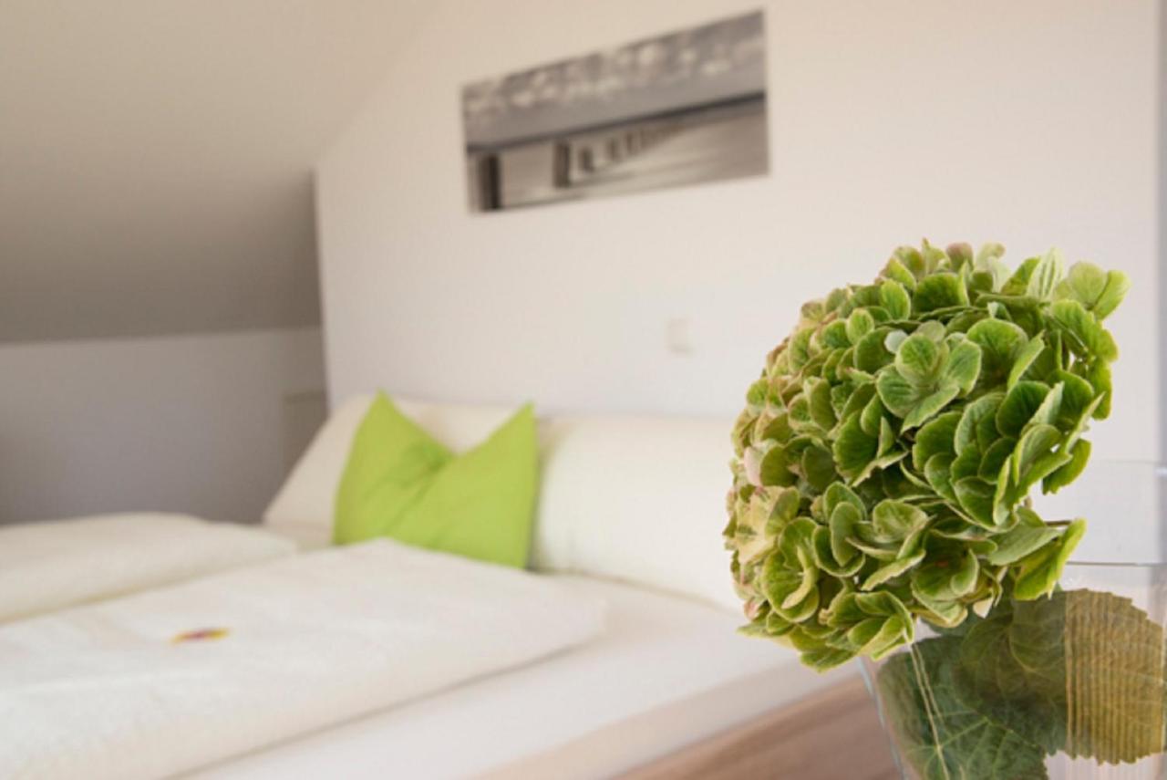 Pension Jederzeit Wallersdorf Екстериор снимка